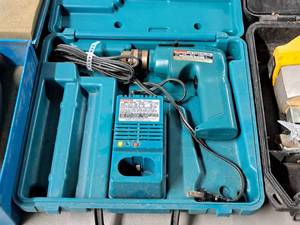 lot 102 image: Makita 38 4.8V Drill 6040D with Case