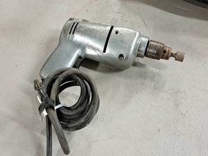 lot 114 image: Shop Craft Industrial 38 Drill 9748