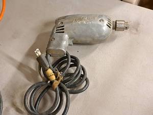 lot 121 image: Speed Way Blue Line Industrial 14 Speed Drill