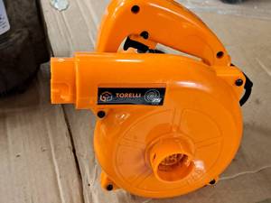 lot 142 image: Torelli 75-mph Mini Blower
