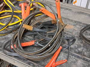 lot 179 image: Lot of (2) Jumper Cables