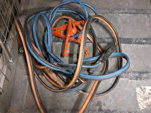 lot 181 image: Lot of (2) Jumper Cables