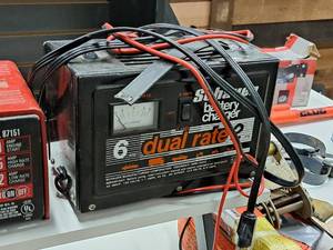 lot 186 image: Schauer 62 Amp Dual Rate Battery Charger