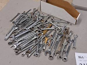 lot 218 image: Lot of (50) Assorted Wrenches