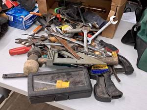 lot 260 image: Lot of (1 Box) Assorted Hand Tools - quare, Tape Measure, Wrenches, Hammers, Clamps, Drivers, Pliers