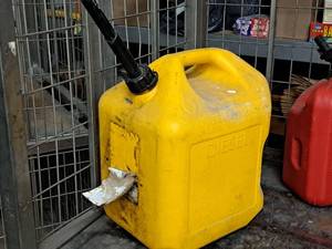 lot 332 image: 5-Gallon Plastic Diesel Fuel Can
