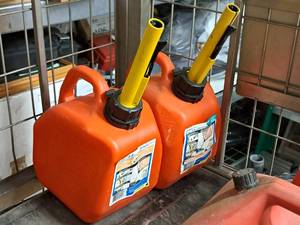 lot 334 image: Lot of (2) 1-Gallon Plastic Gas Fuel Cans