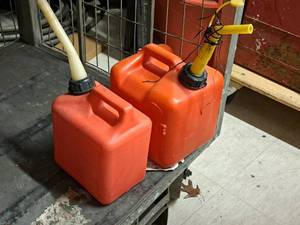 lot 336 image: Lot of (2) Plastic Gas Fuel Cans  - 1-Gallon, 2-Gallon