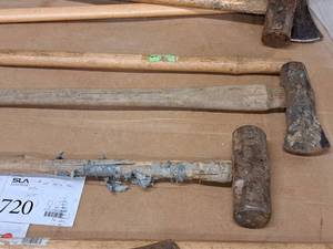 lot 367 image: Sledgehammer, Splitting Maul and Extra Wood Replacement Handle