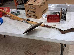 lot 372 image: Lot of (3) Assorted Grass Whips