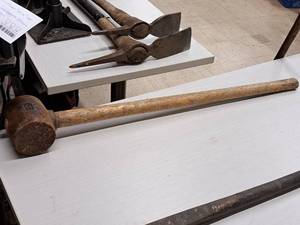 lot 373 image: Sledgehammer
