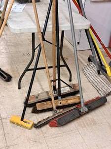 lot 385 image: Lot of (5) Assorted Brooms and Push Brooms