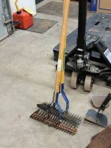 lot 401 image: Lot of (2) Thatch Rakes