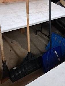 lot 412 image: (2) Snow Shovels, (1) Chopper