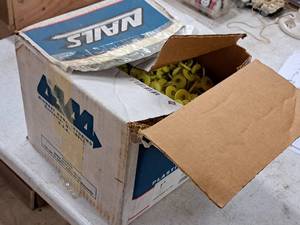 lot 422 image: Lot of (1 Box) Plastic Cap Nails