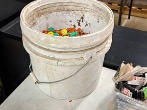 lot 424 image: Lot of (1 Bucket) Plastic Cap Nails