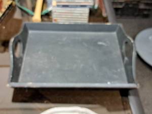 lot 503 image: Serving Tray