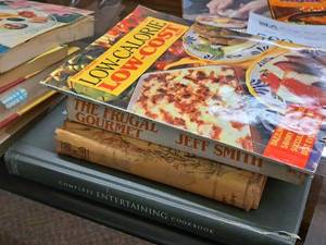lot 513 image: Lot of (4) Assorted Cookbooks and Cooking Magazines