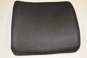 lot 56 image: Samsonite Ergonomic Lumbar Support Cushion
