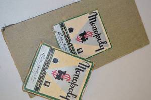 lot 58 image: Vintage Monopoly Board Game Set