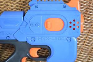 lot 104 image: Nerf Rival Charger MXX-1200 Motorized Blaster 12-Round Capacity, 100 FPS Velocity - Untested, Ammo and Batteries Not Included