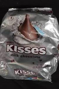 Hersheys Milk Chocolate Kisses Party Pack Best by 072023