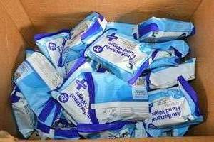 32-Pack Living Concepts Antibacterial Handwipes