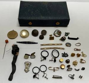 lot 10 image: Vintage Masonic Pins, 1930s Bates & Bacon Locket & More (Possible Gold Filled Items)