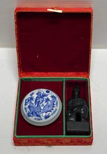 lot 12 image: Vintage Chinese Dragon Chop Set With Carved Stone Soldier Stamp With Original Box