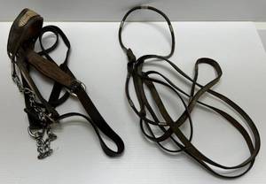 lot 44 image: Vintage Leather Cow Halter With Lead & Leather Reins (Will Need Cleaning)