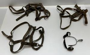 lot 48 image: Vintage Leather Horse Items & Spur (Will Need Cleaning)