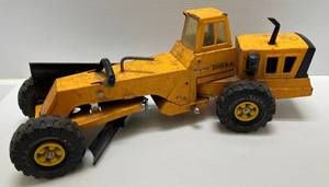 lot 55 image: 1970s Original Mighty Tonka Road Grader Pressed Steel