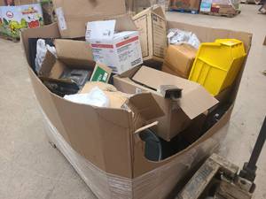 lot 1 image: Pallet lot of unsoldunclaimed items