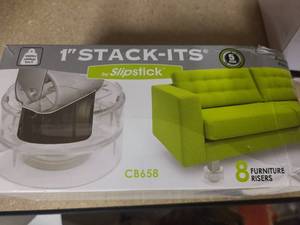 lot 48 image: 1 Stack-Its Furniture lifters