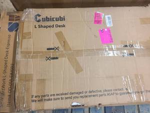 lot 129 image: Cubicubi L Shaped Desk
