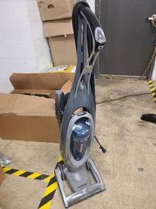 lot 151 image: Used Oreck Vacuum Cleaner