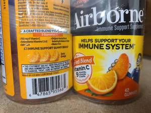 lot 175 image: 2 Bottles of Airborne Immune Boosters