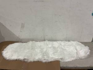 lot 402 image: linmopm Super Soft Fluffy Faux Fur Sheepskin Rugs Bedroom