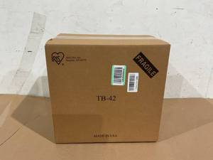 lot 257 image: LOT OF 6 IRIS USA, Inc. TB-42 12 Quart Stack & Pull Box, Clear, 6 Stack