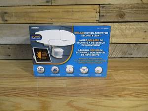 lot 4 image: Sunforce Solar Motion Activated Security Light