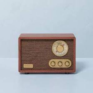 lot 104 image: Portable AMFM Bluetooth Radio Tonal Brown - Hearth & Hand with Magnolia - Missing micro-usb charger
