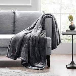 lot 108 image: 50x60 Cozy Heated Throw Blanket - Brookstone - Charcoal