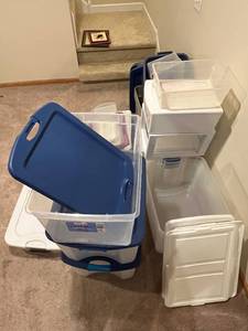 lot 47 image: Home Organization Totes & Bins Lot