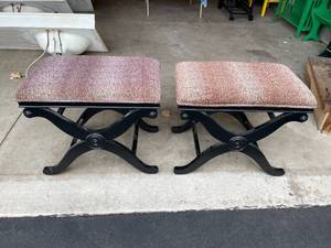 lot 61 image: Two Covered Bench Seats