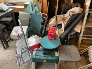 lot 87 image: Contents of Garage Corner as pictured not inc Ladder or Metal Chairs