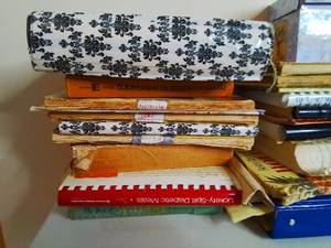 lot 24 image: Cookbooks and Magazines