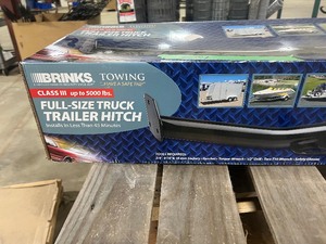 lot 201 image: FULL SIZE TRUCK TRAILER HITCH