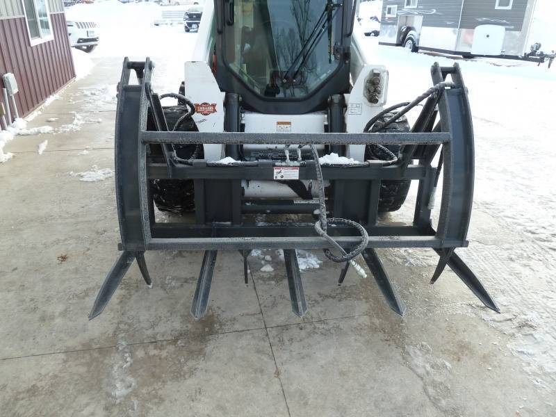 lot 55 image: Wolverine Bale Fork Grapple 72