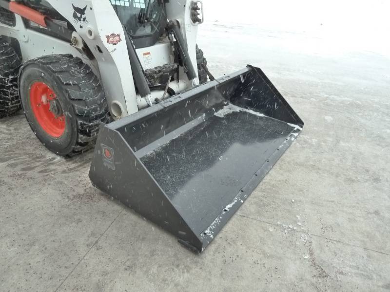 lot 42 image: Wolverine Skid Steer Bucket 86