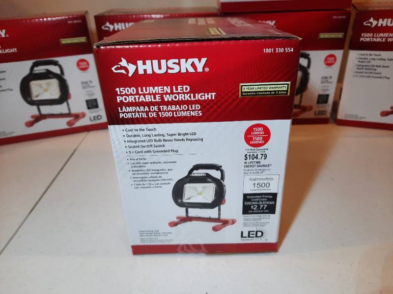 6 Husky 1500 Lumen LED Portable Worklight in box Whiteford